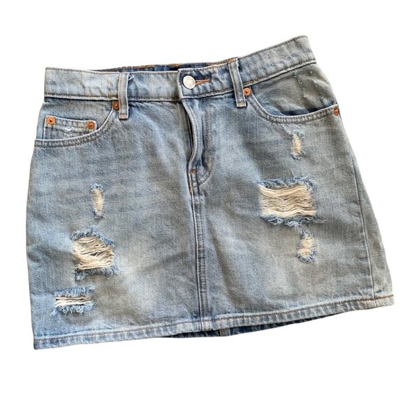 Gap Denim Light Wash Distressed Denim Mini Petite's Skirt - Picture 1 of 5